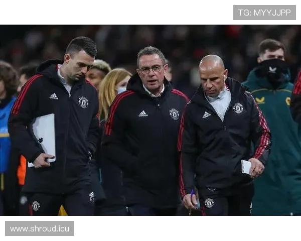 英媒曝B费胖虎等今夏曾劝加纳乔端正态度但他未理会